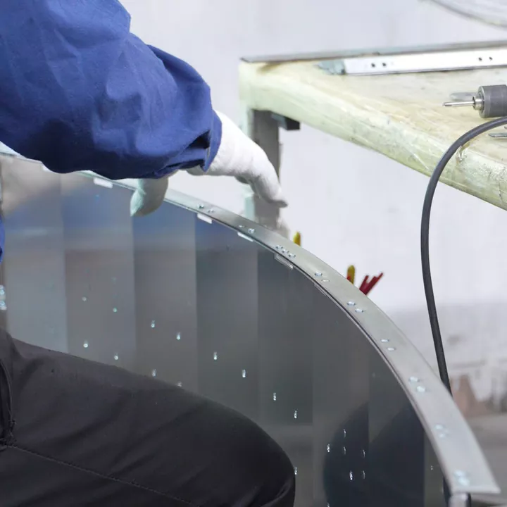 স্পষ্টতা বাঁকা শীট ধাতু